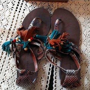 Chinese laundry sandals